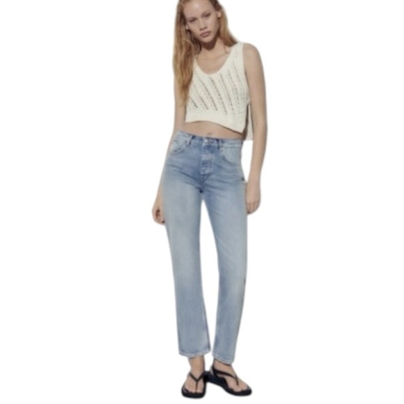 NWT ZARA Mid Rise Cropped Straight Leg Light Blue Denim Jeans 8 Relaxed Fit Crop - Picture 6 of 11